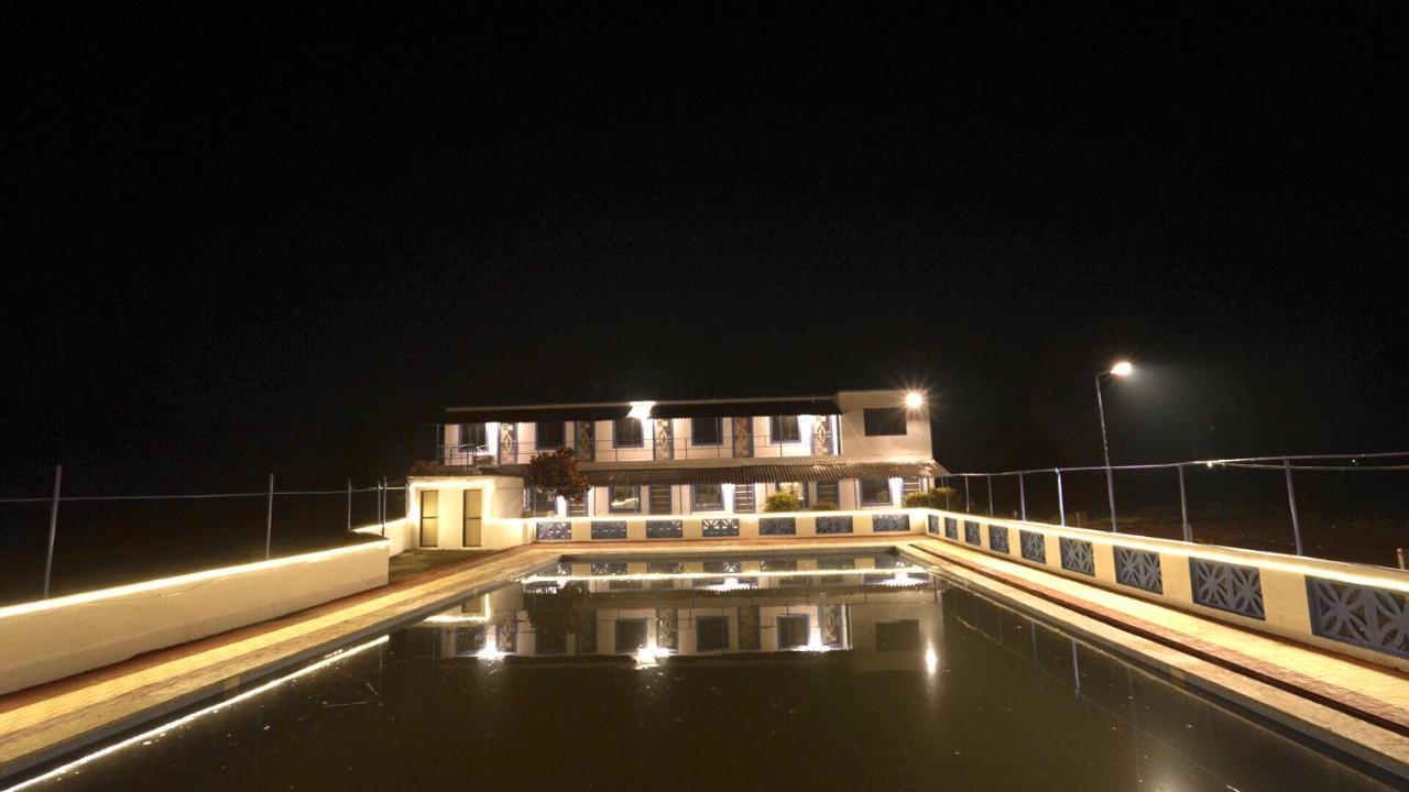 Santorini Vasai Resort מראה חיצוני תמונה